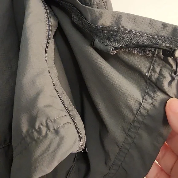 Columbia Omni-Shade Women’s Convertible Hiking Pants - Picture 9 of 16